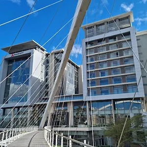 Crystal Towers Luxury By Century Letting Cape Town
